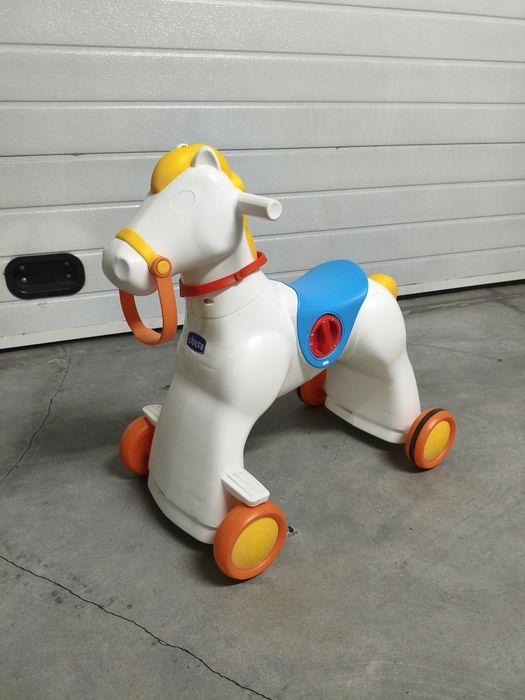 Cavalo (cavalinho) com baloiço Chico