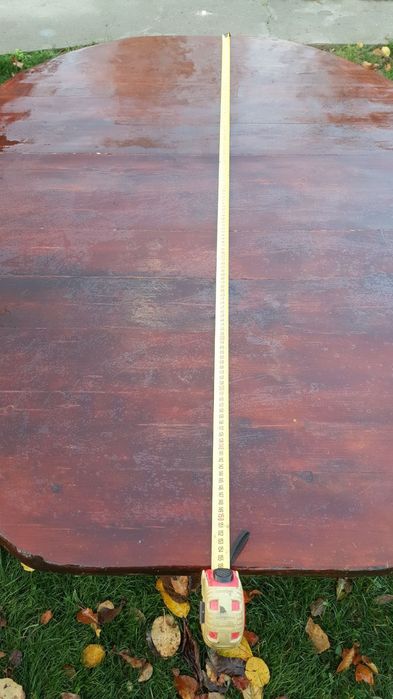 Продам деревянный стол