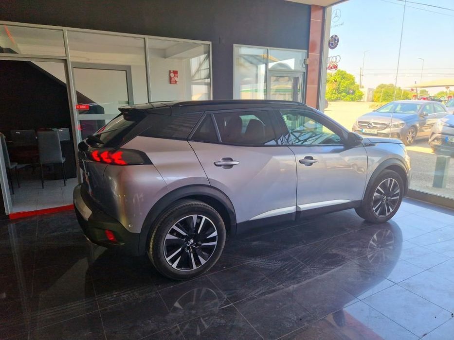 Peugeot 2008 1.2 PureTech GT Pack EAT8