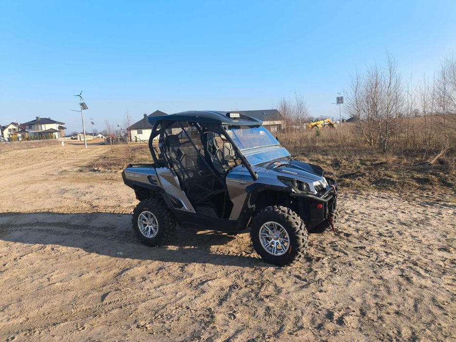 can am commander