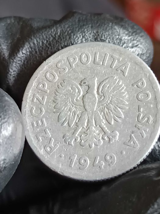 Sprzedam monete 1 zl 1949 rok lekka skretka