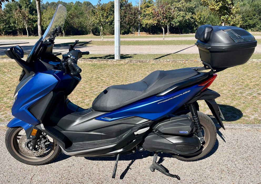 Vendo mota Honda Forza 350 de 2023