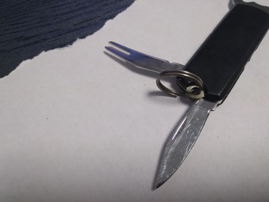 Scyzoryk - otwieracz turystyczny survivalowy