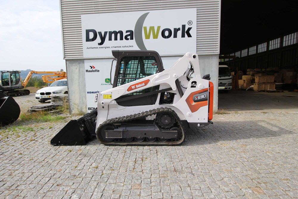Mini Carregadora de rastos tração Bobcat T 590