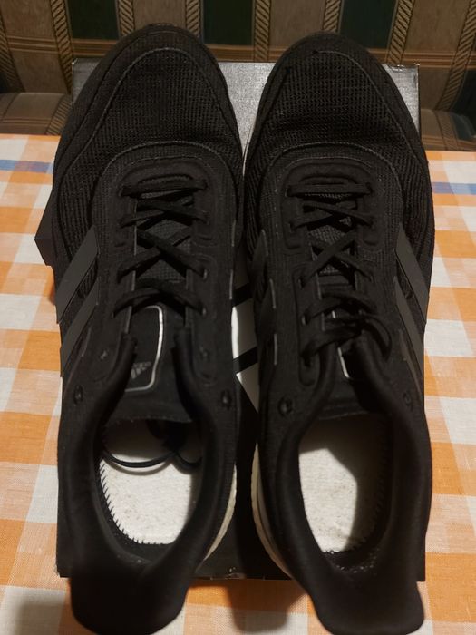 Бігові adidas supernova 10 uk