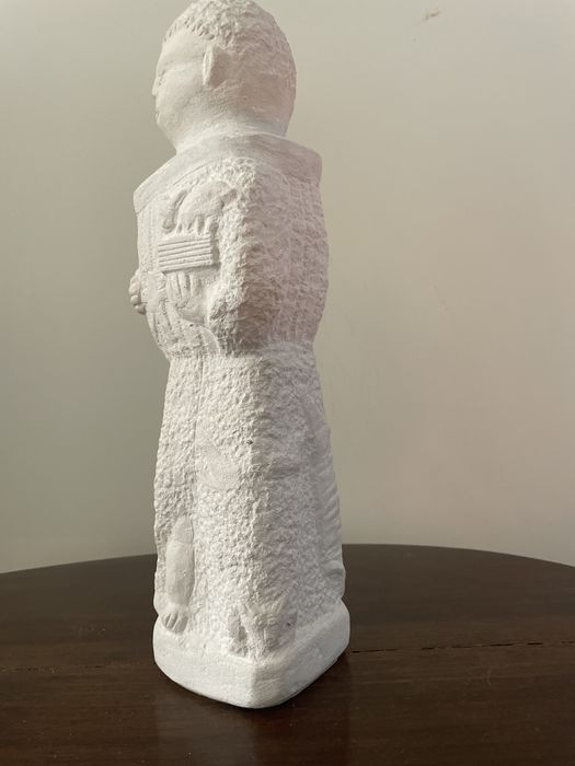 Escultura em mármore de São Francisco