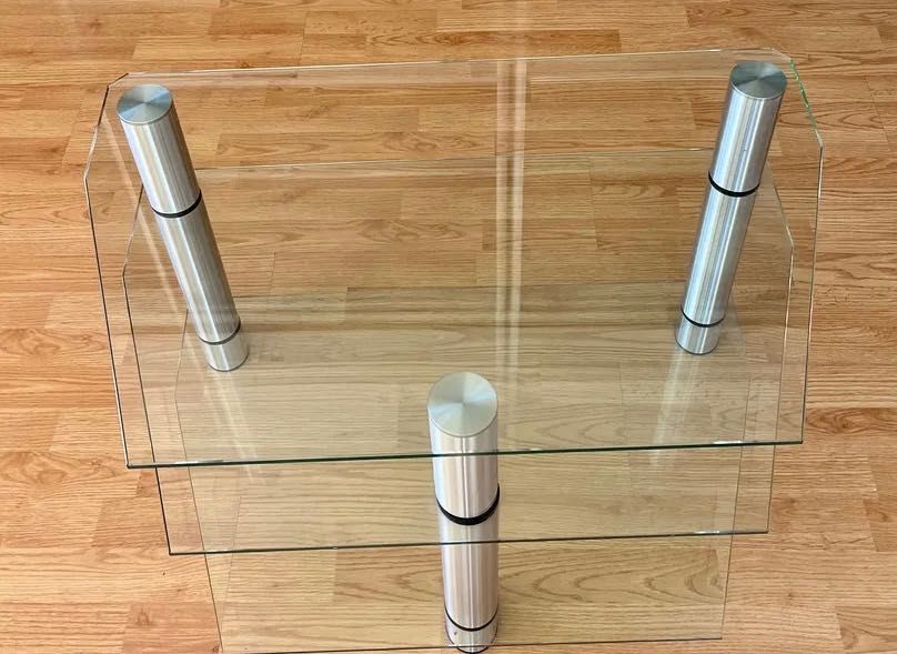 Szklany stolik pod telewizor RTV