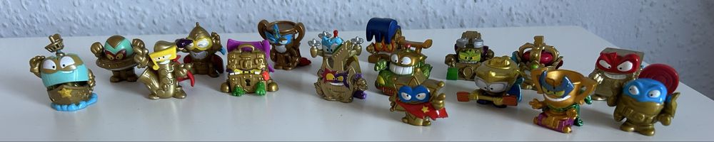 Super Things Rzadkie figurki Złote