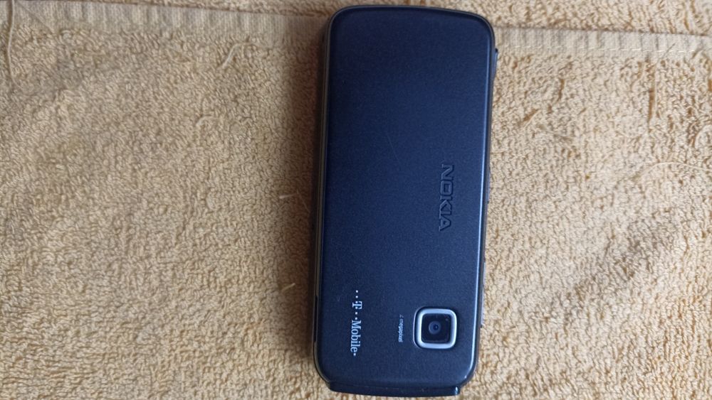 Sprzedam telefon Nokia 5230 bez SIMLOCKA