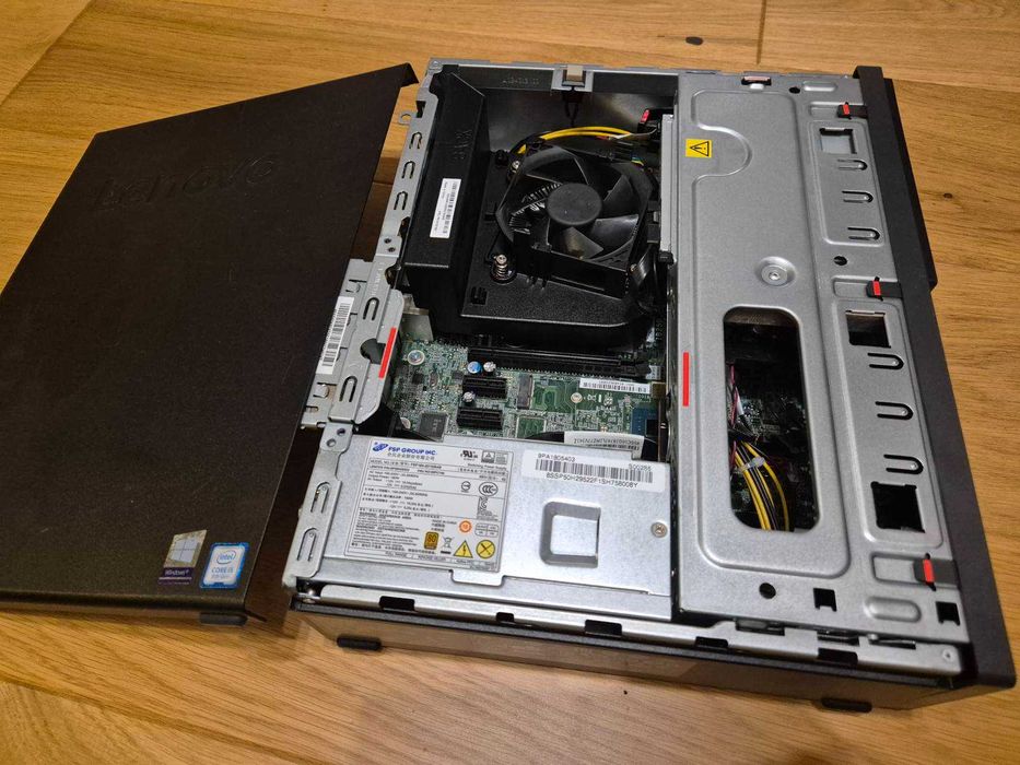 Lenovo M710S Intel i5 7500 - Bez RAMu i bez dysku.