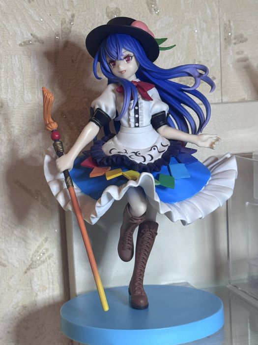 Аниме фигурка оригинал Тэнси Хинанави (Tenshi Hinanawi) из серии Touhou Project.