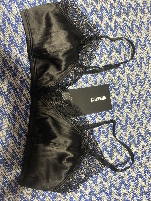 Бюстгалтер Бра Білизна WEEKDAY Dabbie Satiny Soft Bra