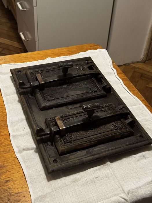 Żeliwne drzwiczki do pieca/kuchni kaflowej