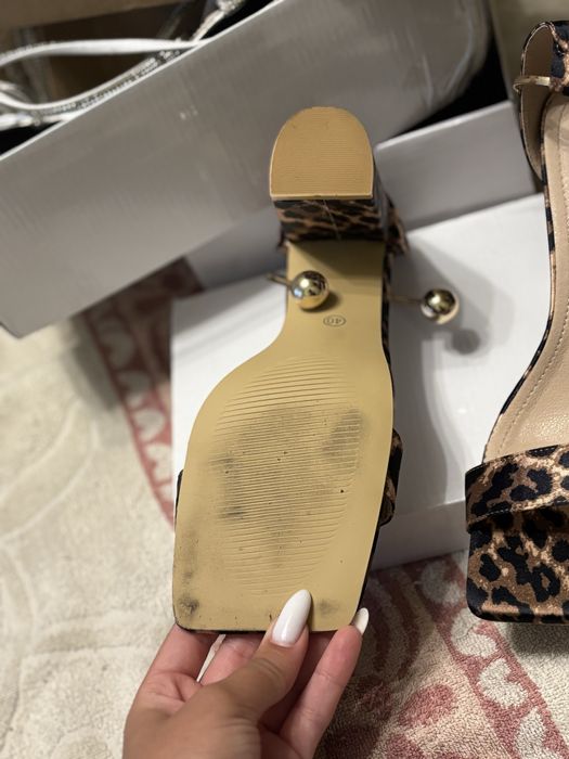 Леопардові туфлі