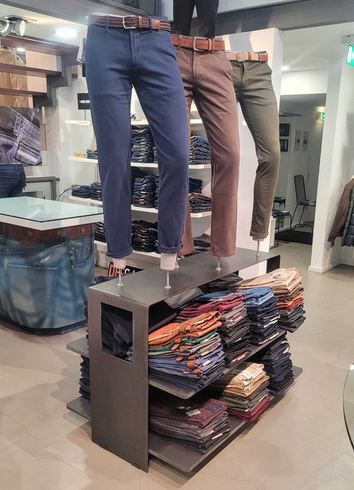 Expositor Calças de Homem