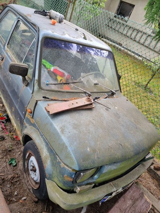 Fiat.         126p