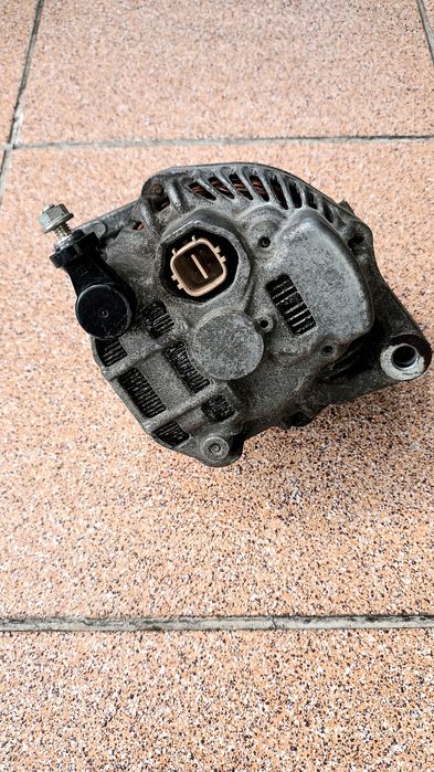 Sprzedam altrenator Suzuki Swift MK 7
