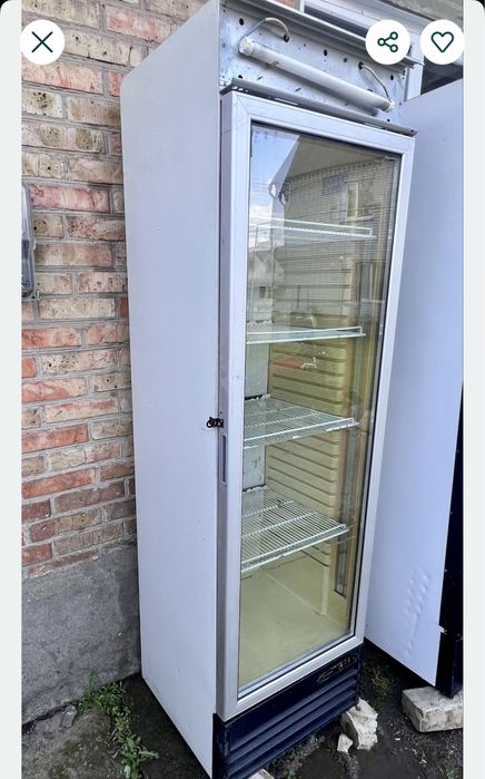 Продам 2 хололильника витрины