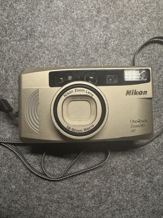 Nikon One Touch Zoom 90
