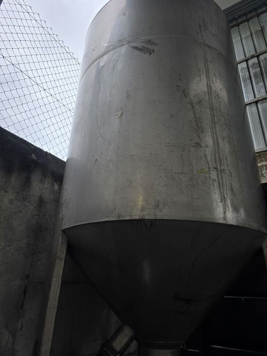 Silos em inox / reservatórios