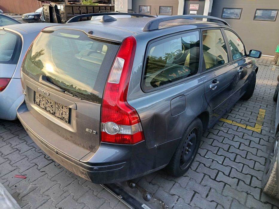 Volvo v50 2.0D 2006r. na CZĘŚCI