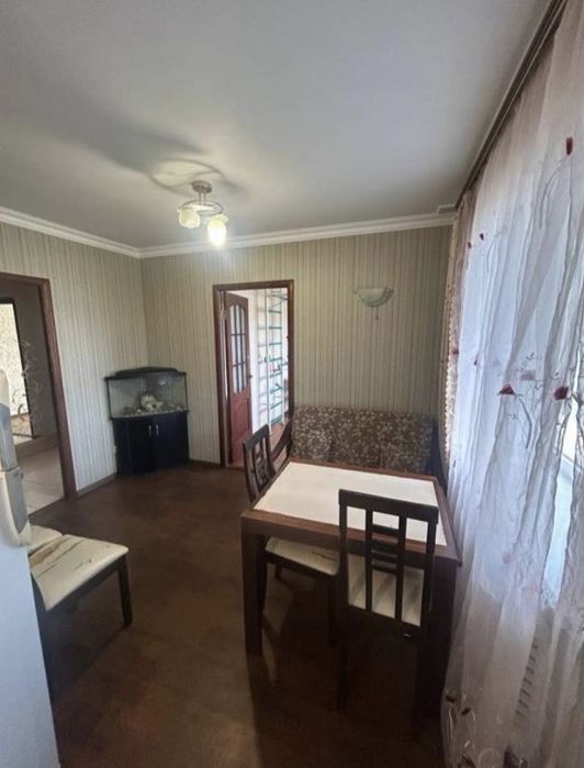 2-х кімнатна квартира , на вул.Вадатурського (Малиновський)