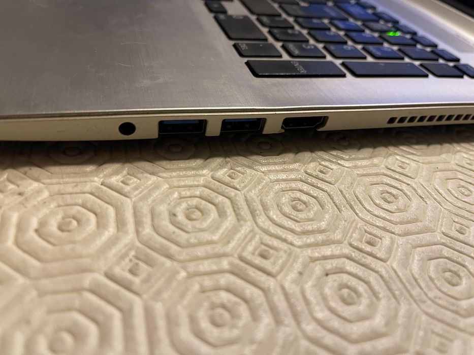 Portatil Toshiba Satellite S50-B-15T