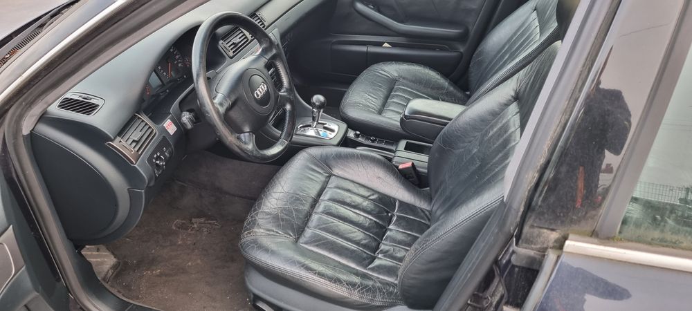 Pompa wtryskowa paliwa sterownik kpl. AUDI A6 C5 PASSAT B5 2.5 V6 TDI