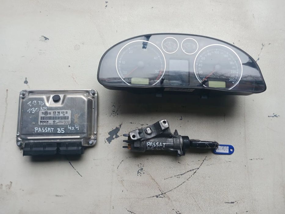 Zestaw startowy sterownik silnika 038906019GQ stacyjka kluczyk licznik 3B0920847E Passat B5 1,9tdi FL