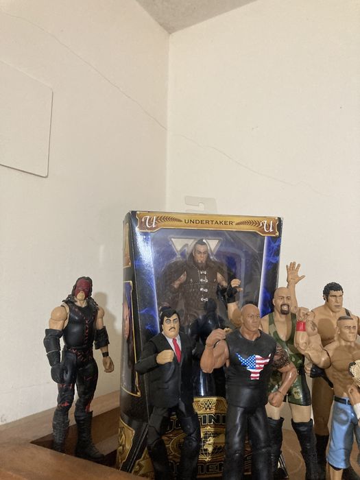 Figuras WWE em bom estado !