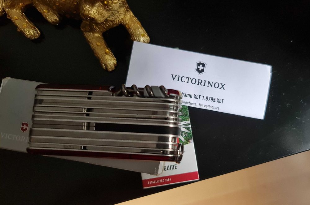 Victorinox swisschamp XLT Victorinox swiss champ XLT