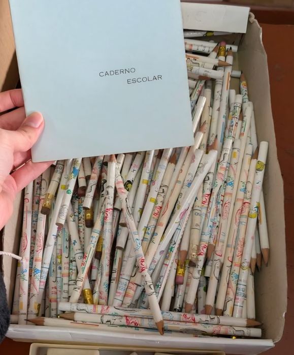 Lote de 140  Lápis Escolares Vintage - Papelaria Antiga Portuguesa
