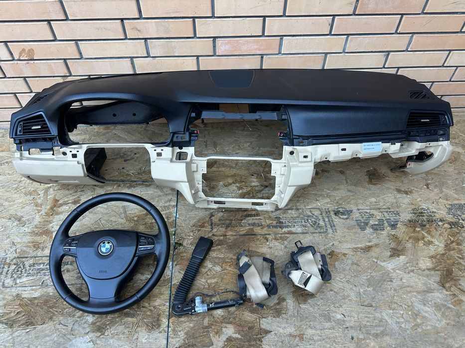 Торпеда Bmw F10 F11 5  series комплект безпеки бмв ф10 подушка, ремні безпеки BMW F10 11