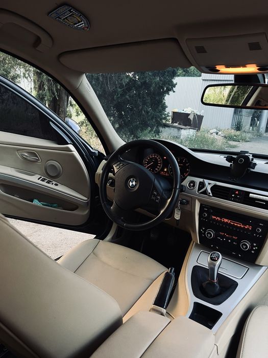 BMW 318i 2008 год