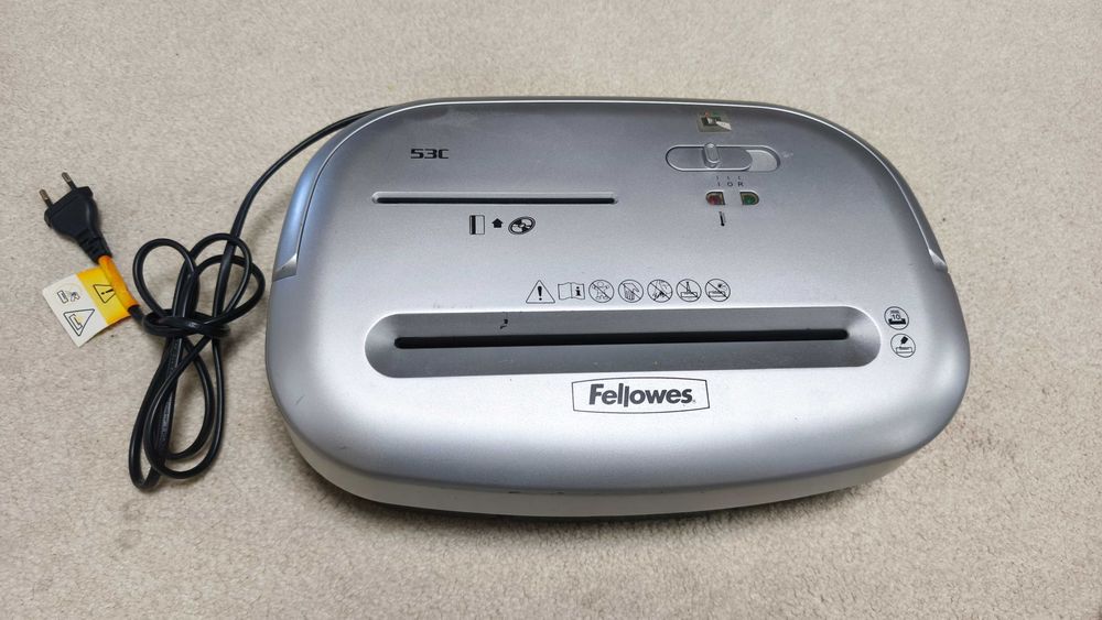 Destructora de Papel Fellowes 53C (10 folhas )