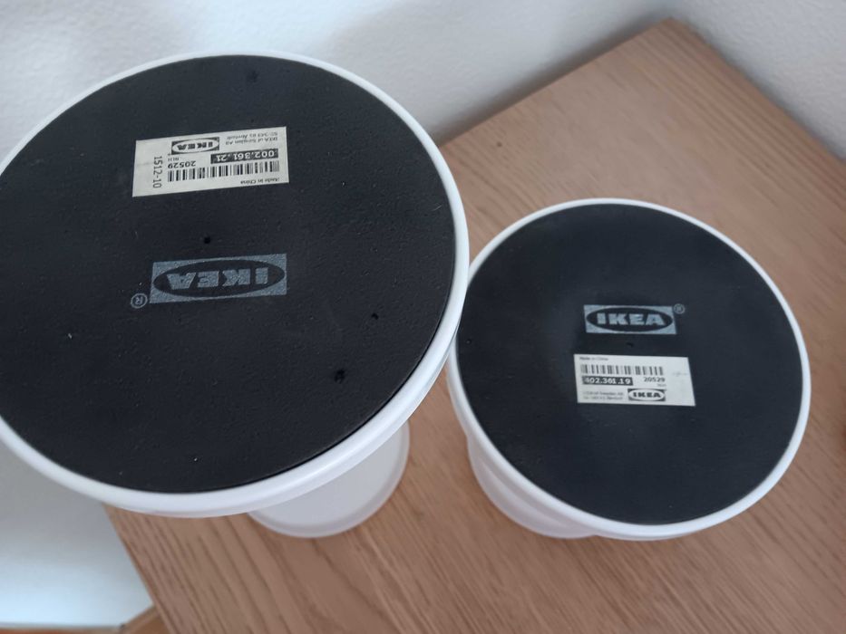 Castiçais Ikea brancos
