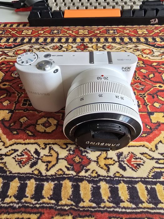 Aparat Samsung nx 1000 + obiektyw 20-50 oraz akcesoria
