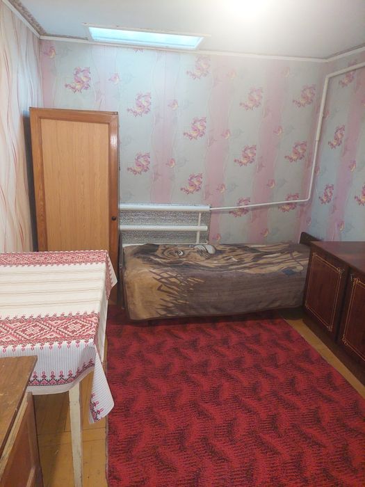 Здам в оренду частину будинку.