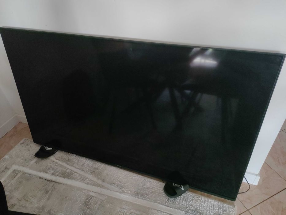 Telewizor Hitachi 65 cali