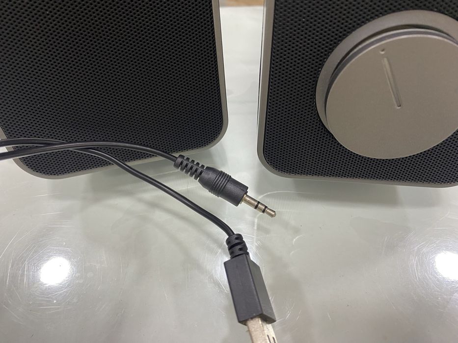 Trust Speaker Set Columns64730141446786123