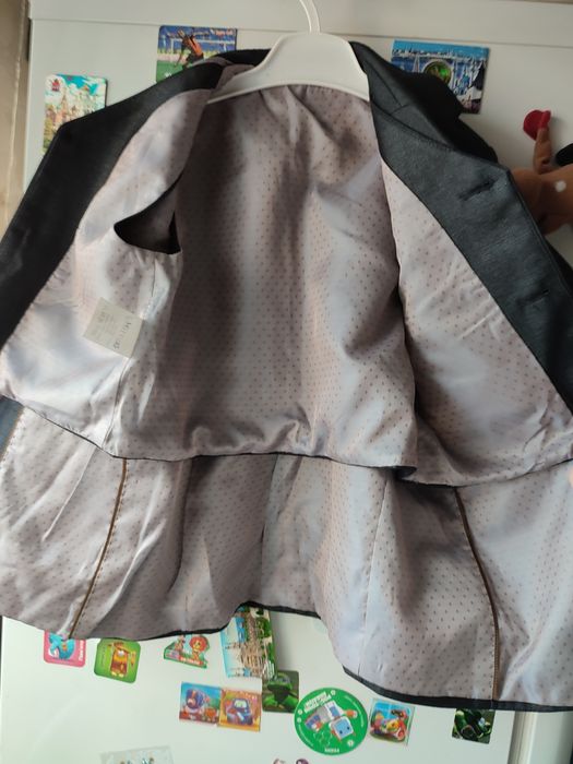 Школьный пиджак и жилетка на рост 116см