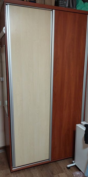 Продам шафу купейну