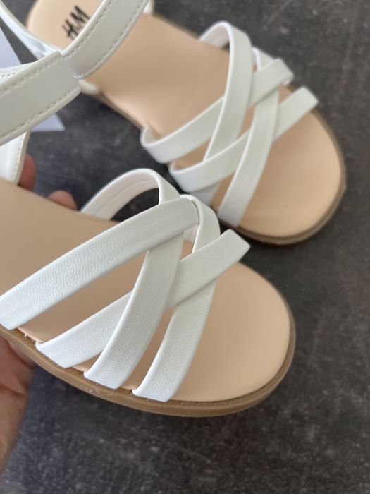 Босоніжки h&m 28,29,30,32,33р