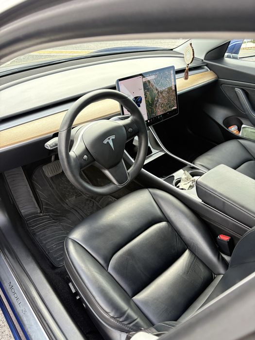 Tesla model 3 , particular