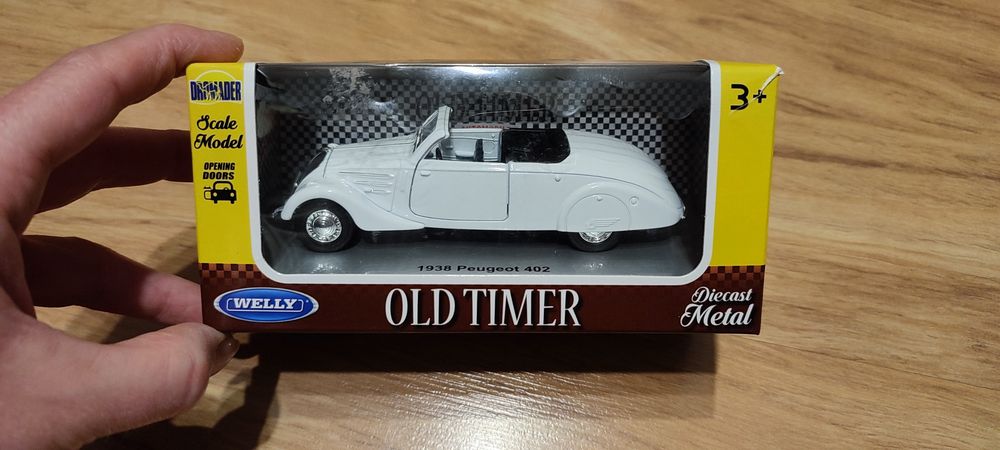 PEUGEOT 402, 1938 MODEL WELLY 1:34/39 Biały