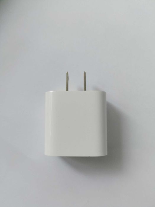 Оригінал! Зарядний пристрій | Блок живлення для Apple IPhone 20W Type-C A2305