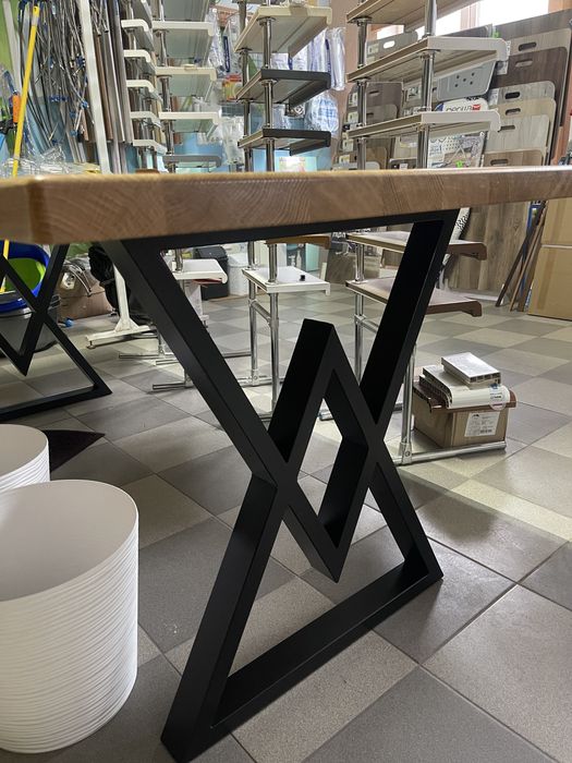 Стіл дубовий кухонний