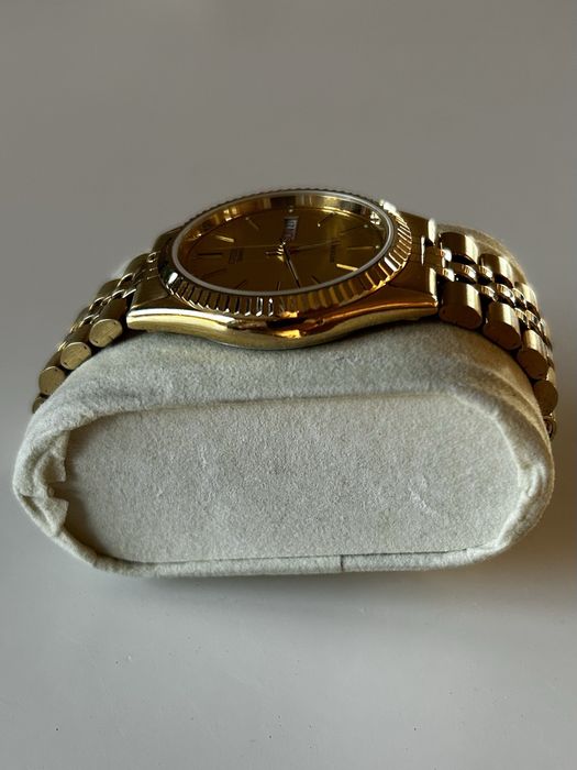 Citizen Quartz daydate