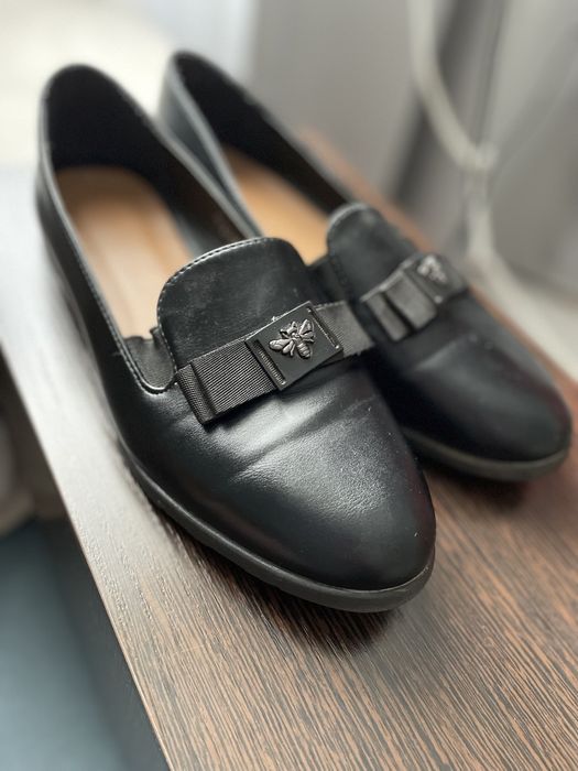 Гарні лофери в хорошому стані