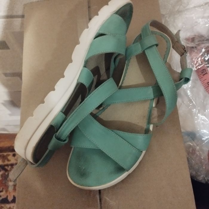 Босонiжки лiтнi жiночi